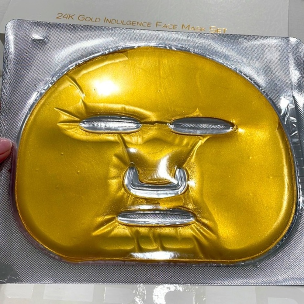 Brilliance New York 24K Indulgence Face Mask Set